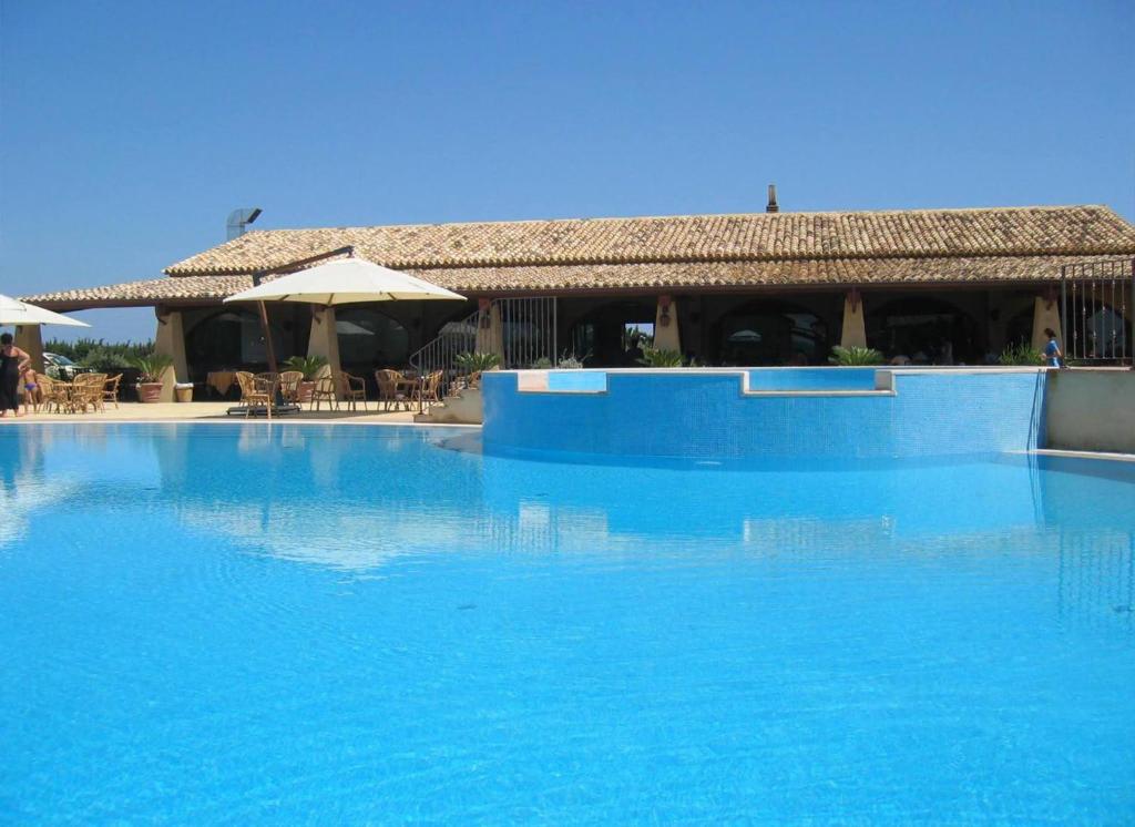 Borghetto Beach Club Resort 7