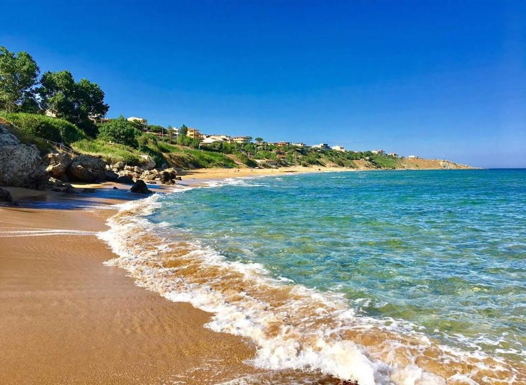 Borghetto Beach Club Resort 11