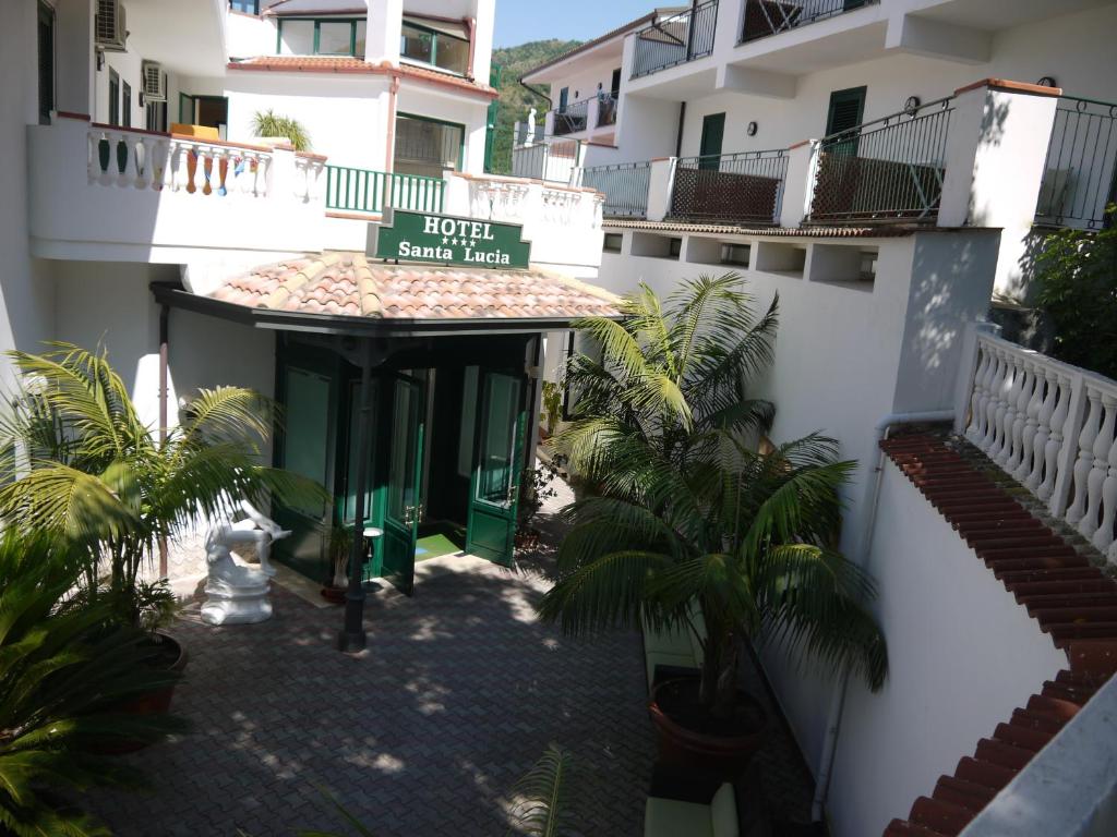 Hotel Santa Lucia 10