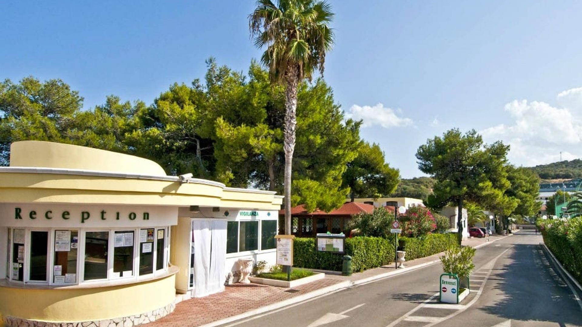 AH Style Green Park Village 18