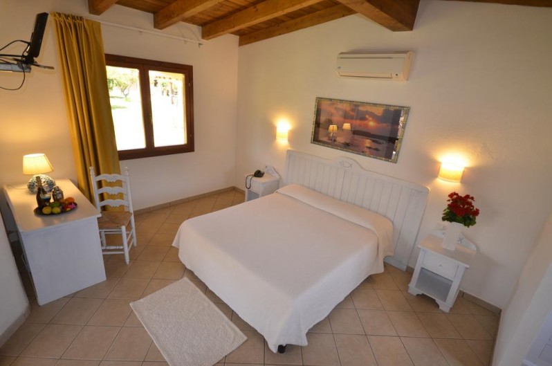 Limone Beach Village 8