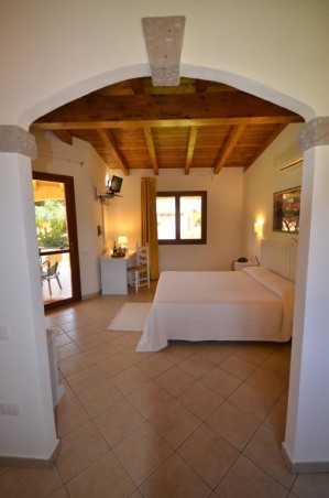 Limone Beach Village 9