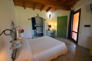 Limone Beach Village 10