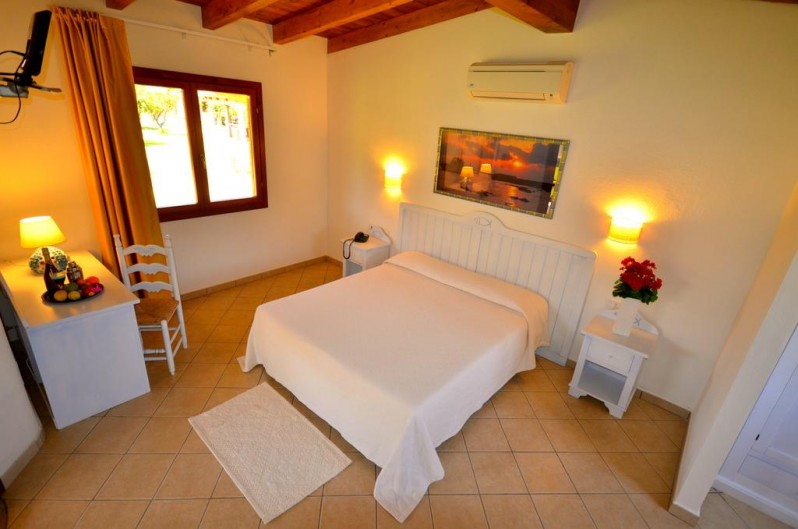 Limone Beach Village 15