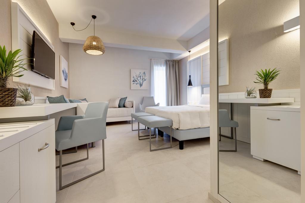 Mangia's Pollina Resort 4