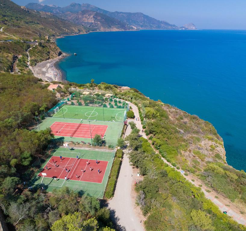 Mangia's Pollina Resort 7