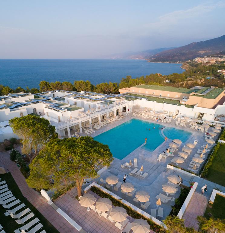 Mangia's Pollina Resort 16