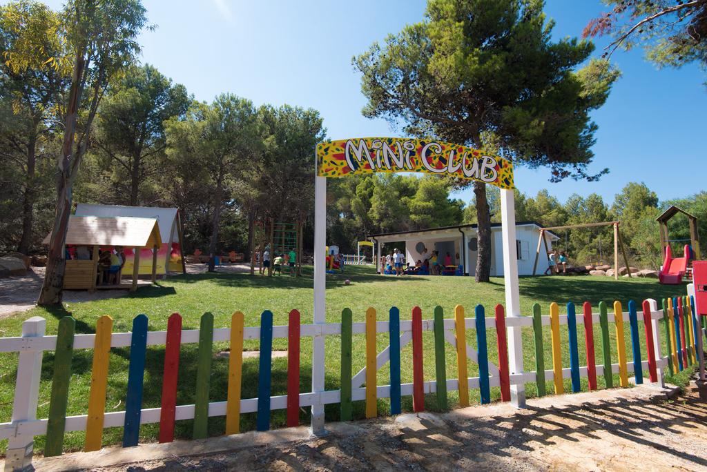 Mangia's Pollina Resort 22