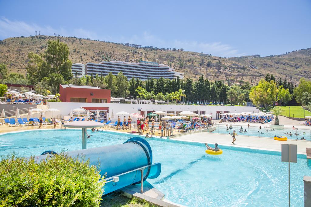 Costa-Verde-Water-Park-&-Spa-Hotel-piscina