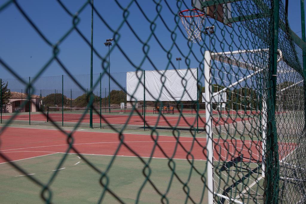 Club-Esse-Gallura-Beach-Village-campi-polivalenti