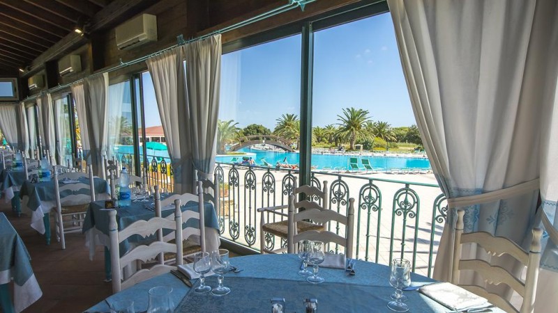 Marina Rey Beach Resort 13