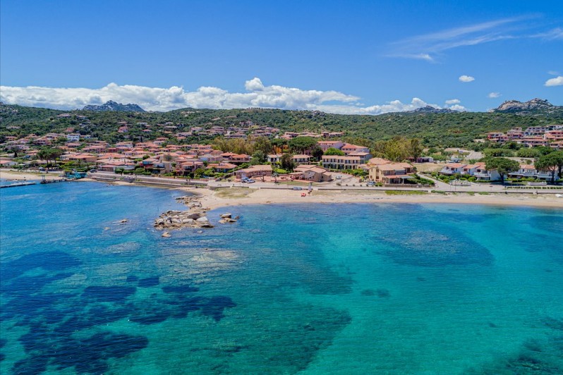 Blu Hotel Laconia Village 6