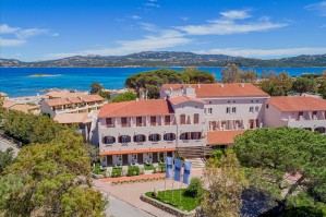 Blu Hotel Laconia Village 13