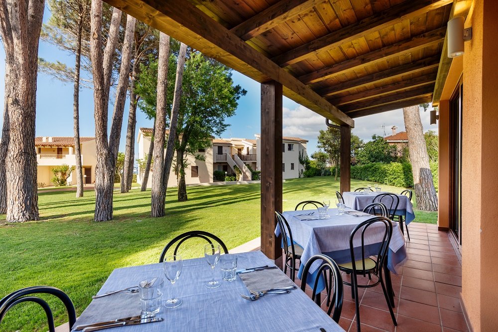 blu-hotel-laconia-village (15)