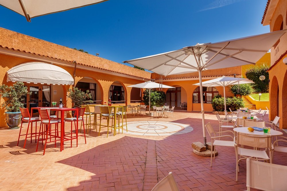 blu-hotel-laconia-village (18)