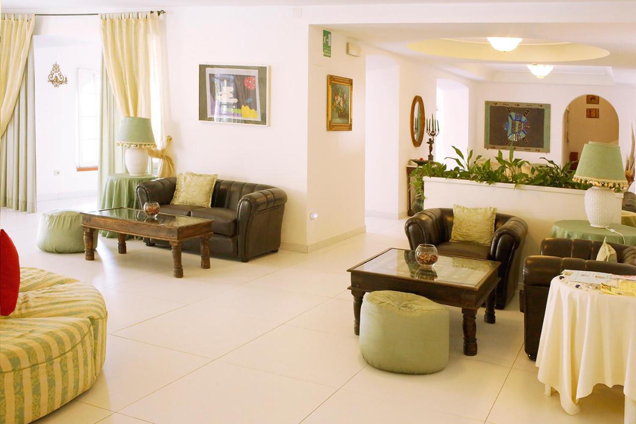 Hotel La Scogliera 4