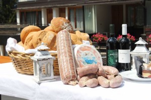 Happy Holidays Marilleva 1400 10