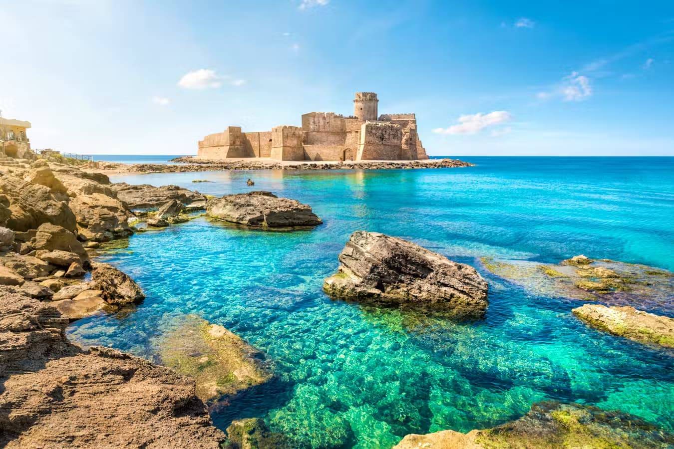 Calabria-Tour-Le-Castella-Isola-Capo-Rizzuto
