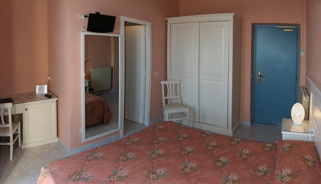 Hotel Villa Ombrosa 10