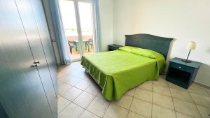 meta_family_village_8-65866